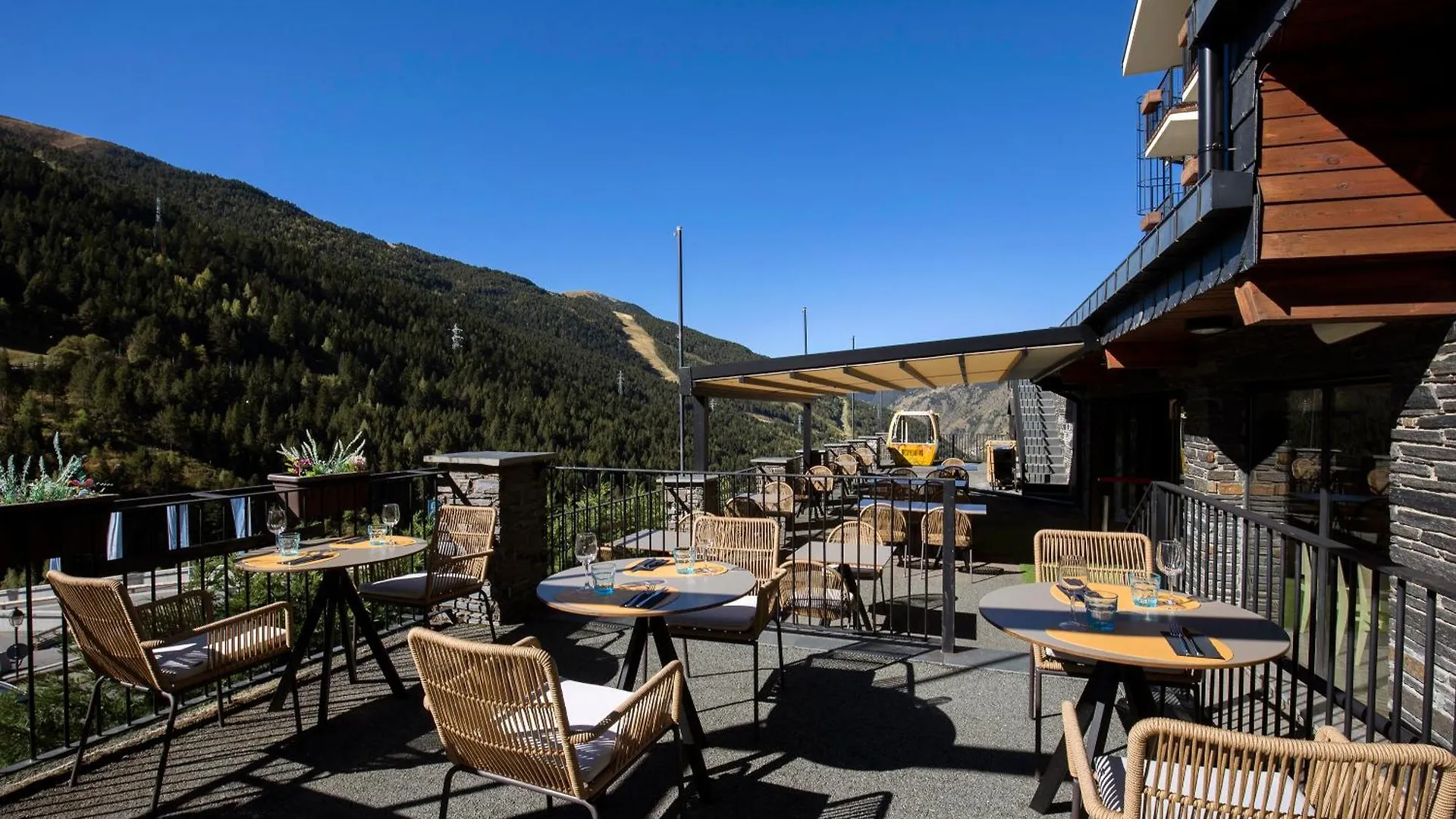 Hotel Piolets Soldeu Centre