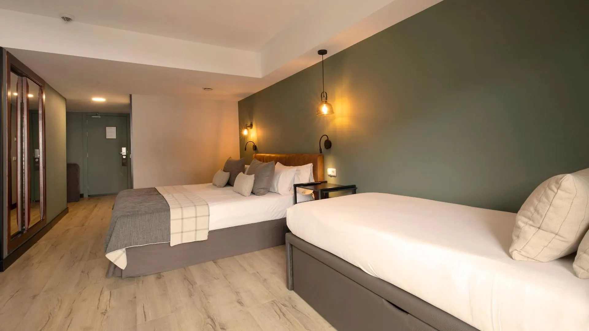 Hotel Piolets Soldeu Centre 4*,  Andorra