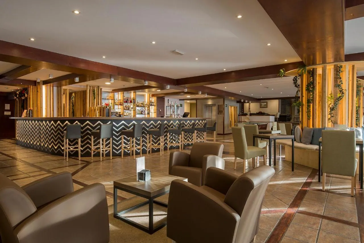 Hotel Piolets Soldeu Centre 4*,